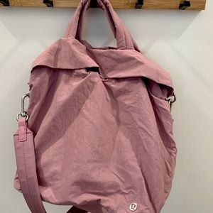 like new lulu lemon tote/ crossbody